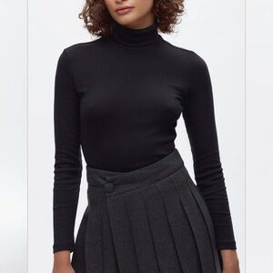 KOTN Fitted Turtleneck sz L black